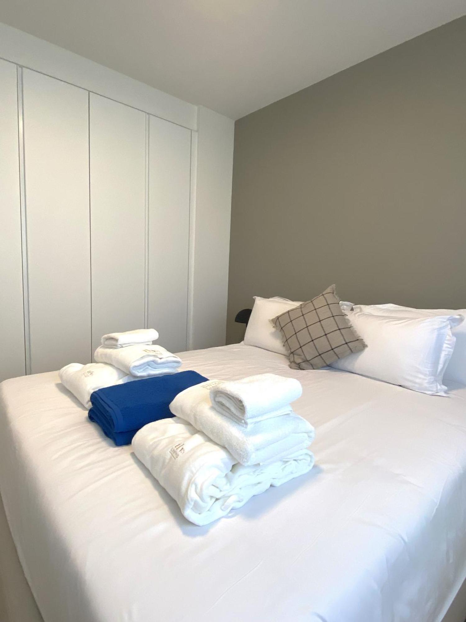 Sunset Gardens - Holiday Apartments - By Tlv Living Lemesós Eksteriør bilde