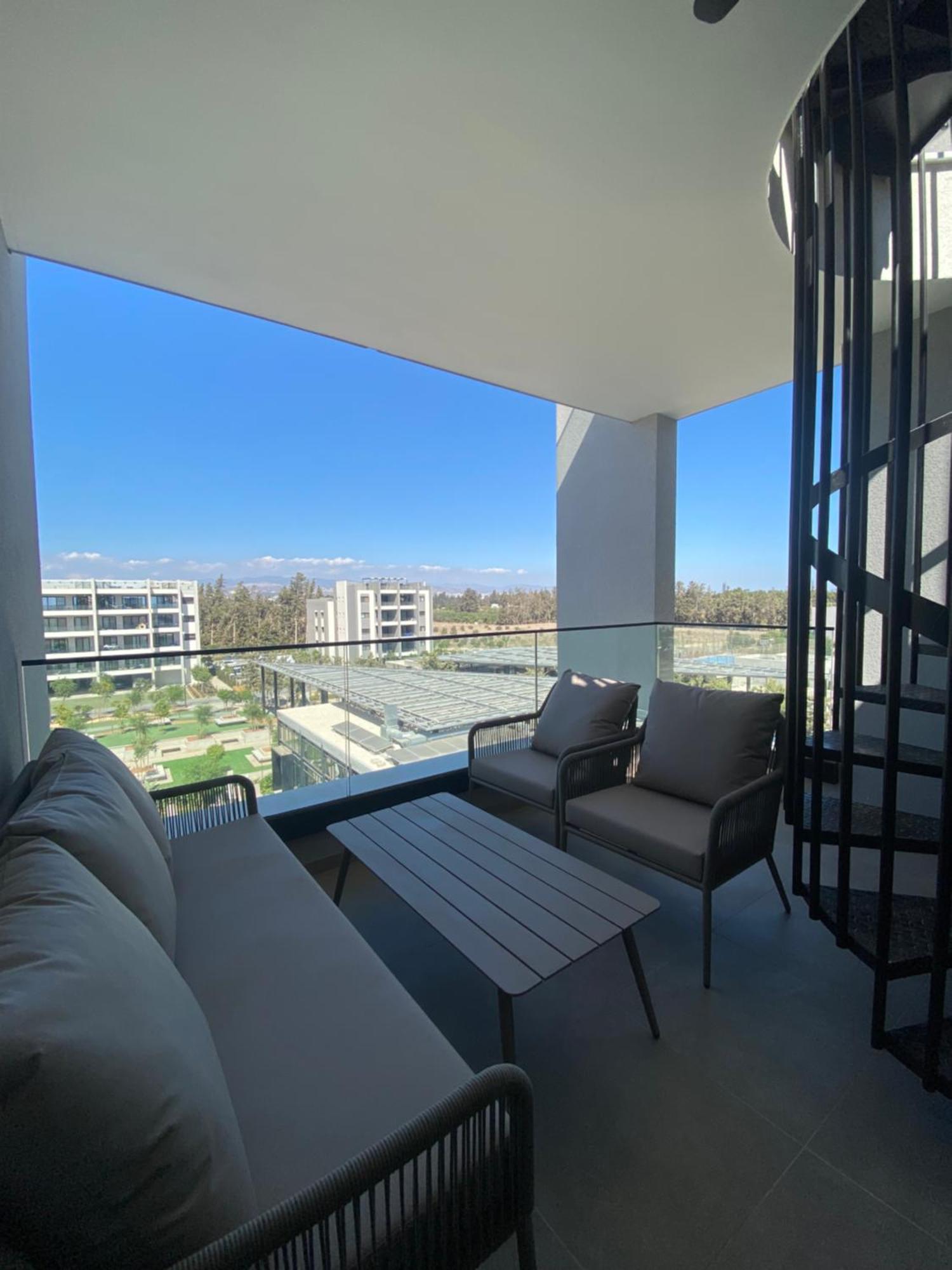 Sunset Gardens - Holiday Apartments - By Tlv Living Lemesós Eksteriør bilde